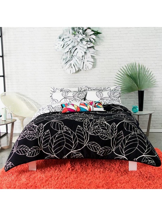 Taipei Comforter Set