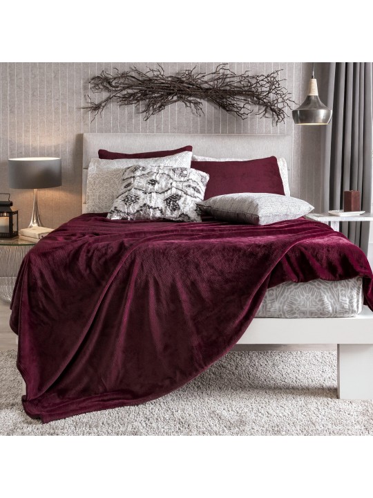 Frazed Light Bed Cover Red Wine