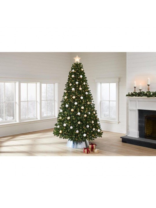 9 ft North Valley Spruce Artificial Christmas Tree with 700 White Mini Lights